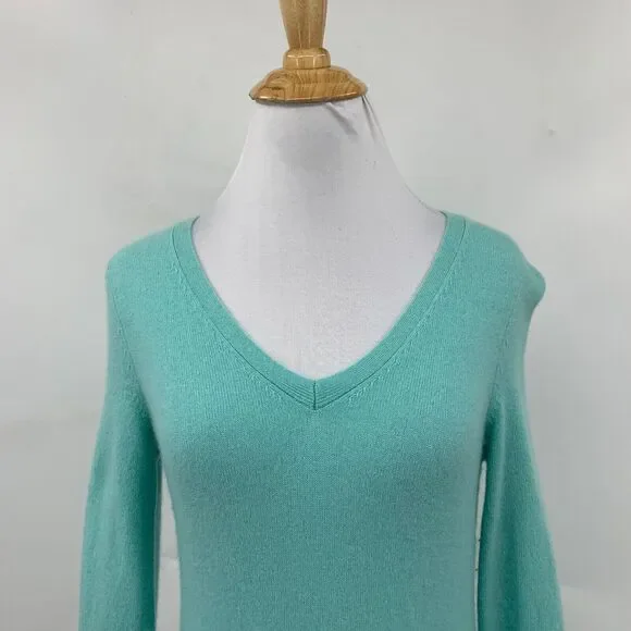 Talbots Sweater Womens XS Extra Small Candy Green Pure Cashmere V Neck Pullover - Picture 3 of 10